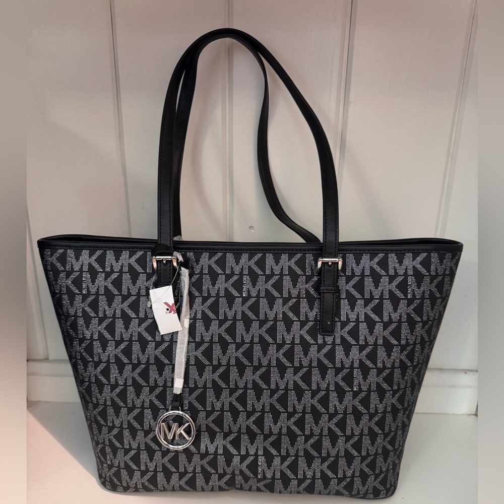 Michael Kors Jet Set  NWT